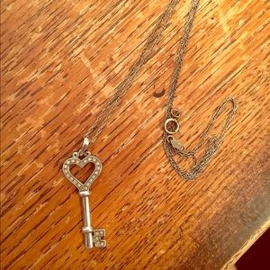 Heart and key necklace!