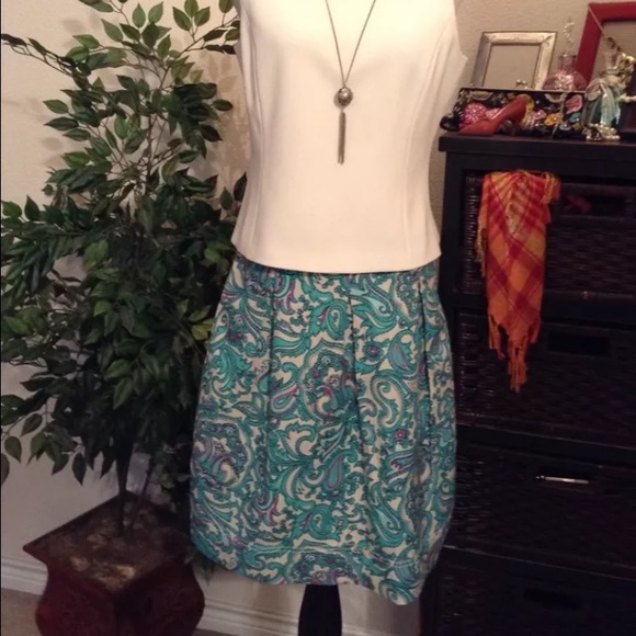 Beautiful linen teel Paisley LOFT skirt