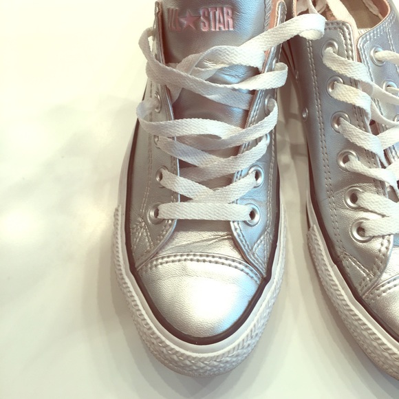 Converse chucks silver