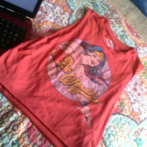 Wonder woman top