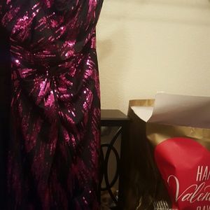 Strapless party dresa