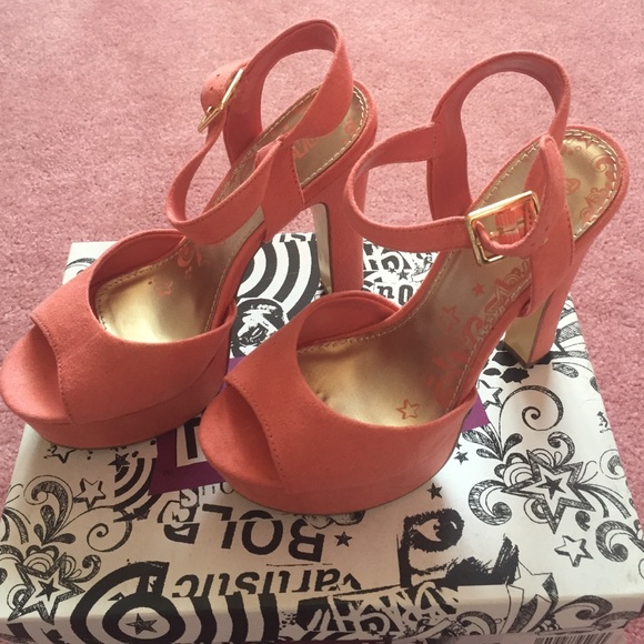 NEW platform heels
