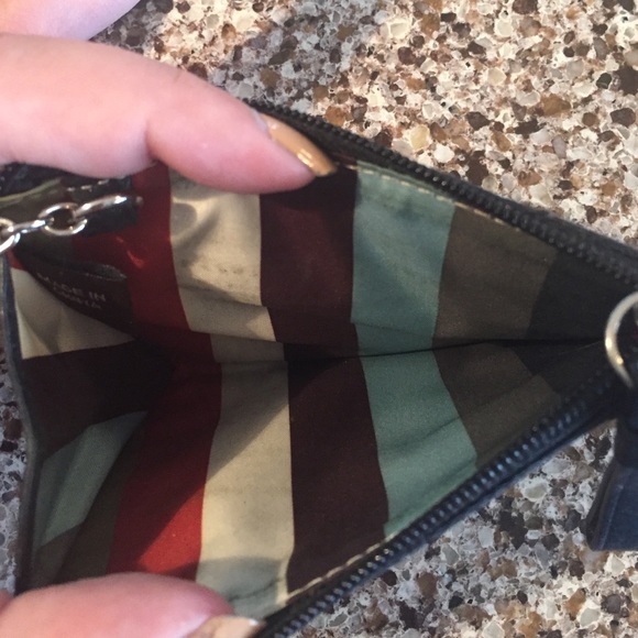 Black COACH wallet with silver stripe - Picture 3 of 4