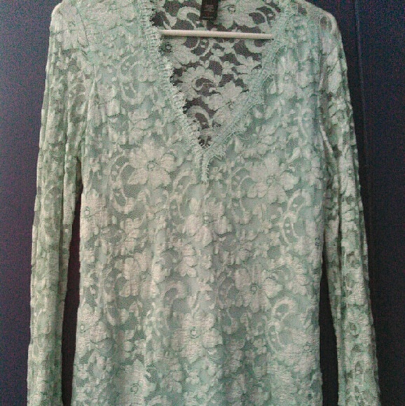 All over Lace blouse. Never worn - Picture 1 of 5