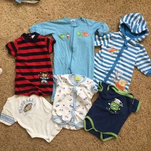 Baby boy newborn/0-3 month onesies