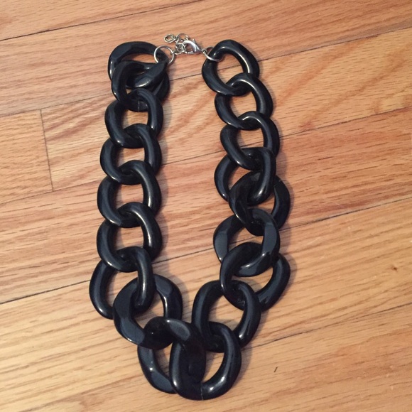 Black Necklace!