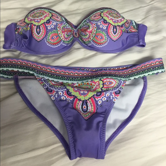 Swimming suit - Picture 1 of 1