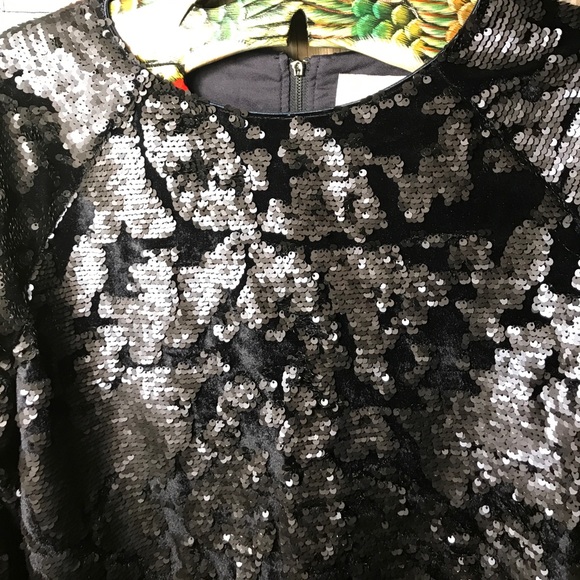 ⭐️ 5 STAR RATING ⭐️ sequence/velvet fully lined - Picture 5 of 8