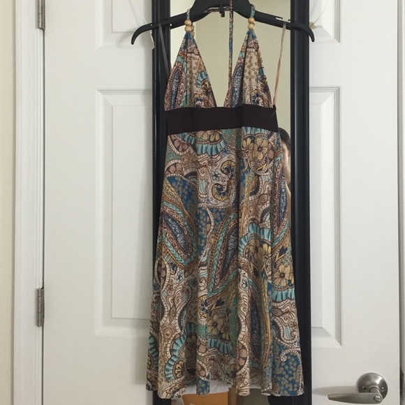 Cute summery paisley dress!