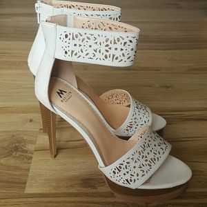 *NEW* Madison white Stilettos!