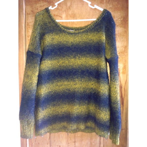 Oversized Urban Outfitters Sweater