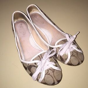 Coach Josie flat size 8.5