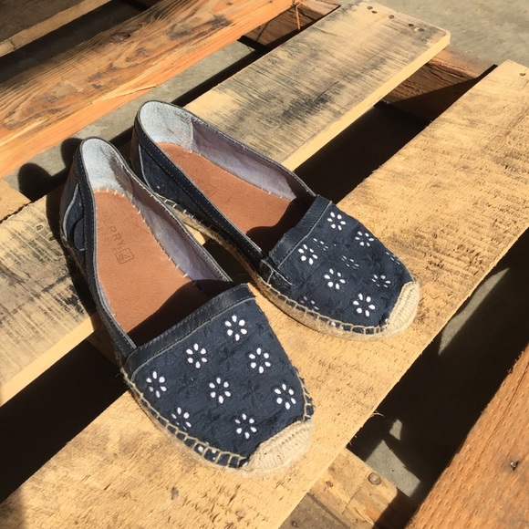 Sperry Top Sider Blue Flower Flats