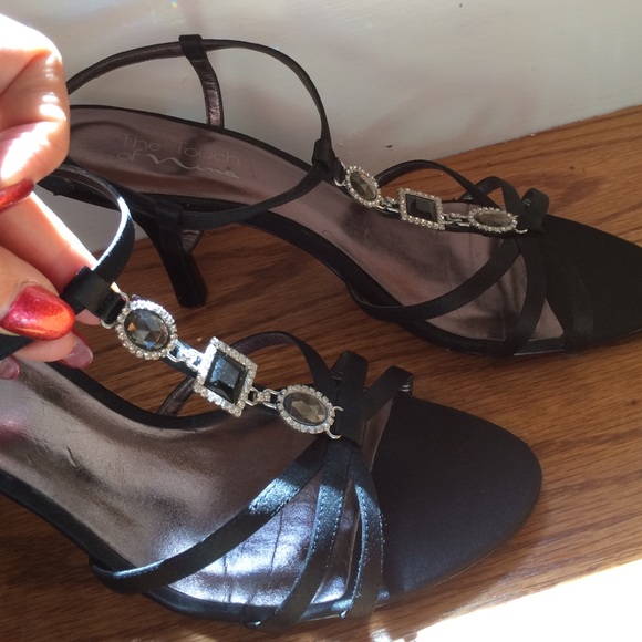Satin black strappy sandals with Crystal accents - Picture 1 of 4