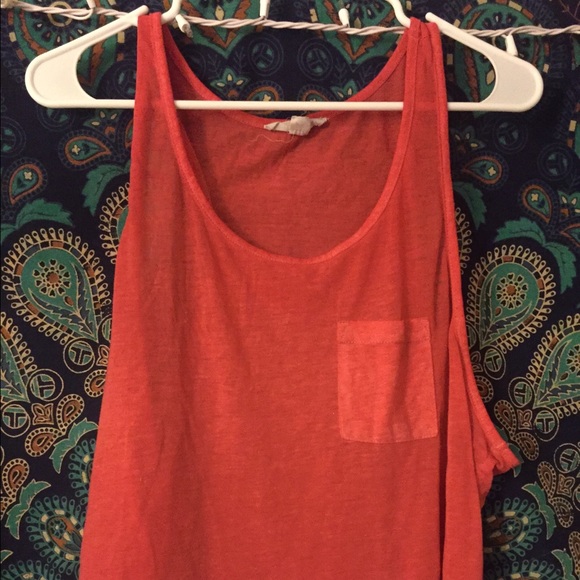 Pink tank top