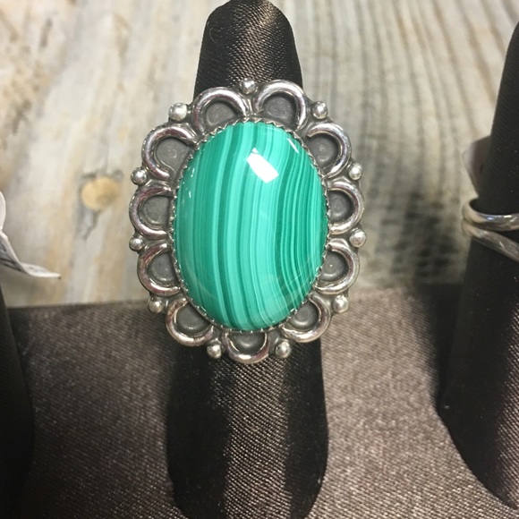 Jewelry - Malachite Sterling Silver Ring (R356)