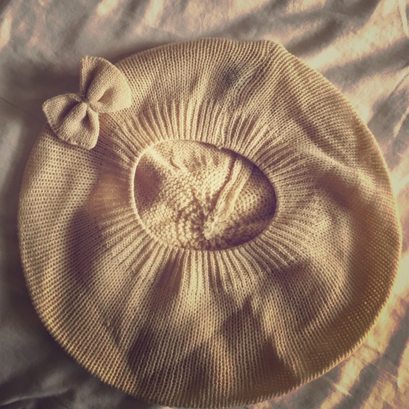 Beanie hat