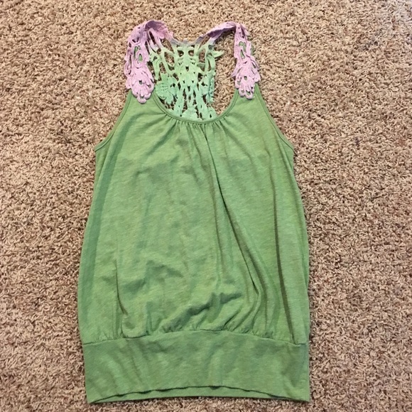 Daytrip razorback tank - Picture 1 of 2