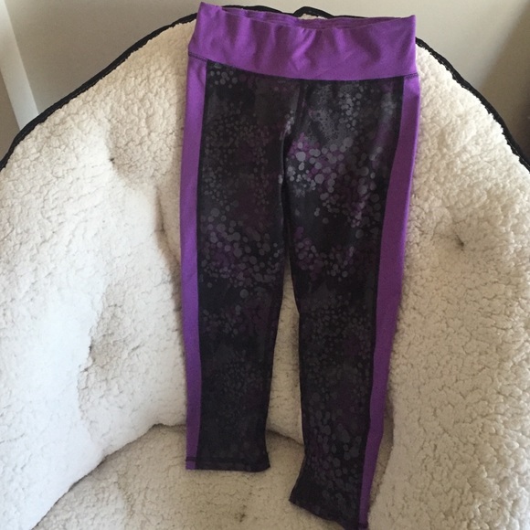 Workout capris - Picture 3 of 3