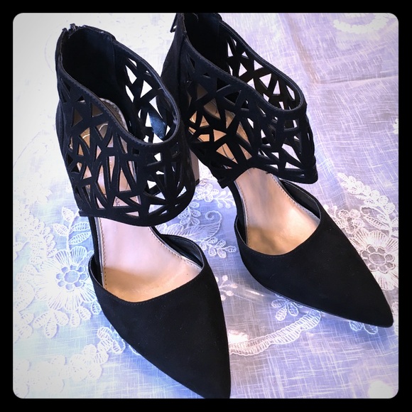 Jessica Simpson heels
