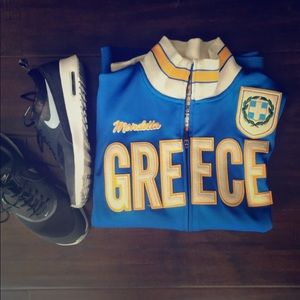 Mondetta Greece Sweater