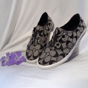 Distressed Slip On Coach Sneaker 🌿