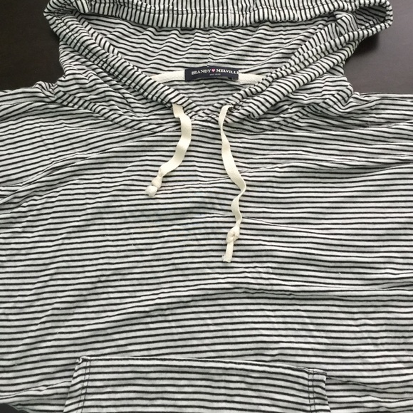 Brandy Melville long sleeve hoodie