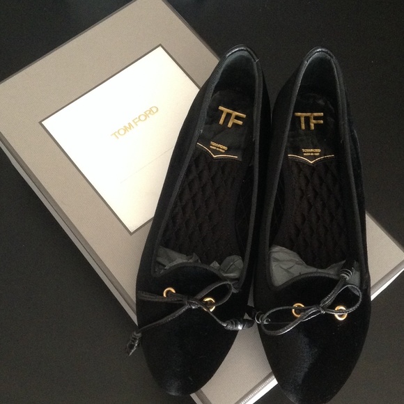 Tom Ford Shoes - TOM FORD velvet black flats