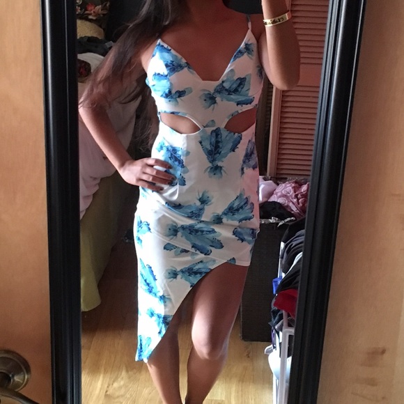 🎉Host pick! Floral party dress - Picture 2 of 4
