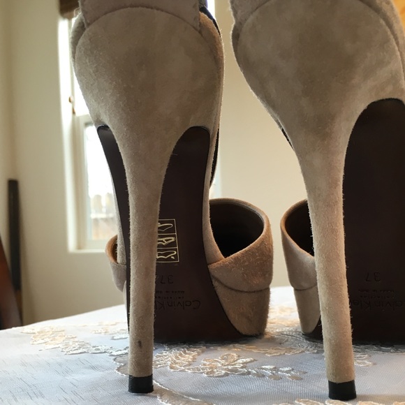 Calvin Klein Collection High Heels! - Picture 3 of 4