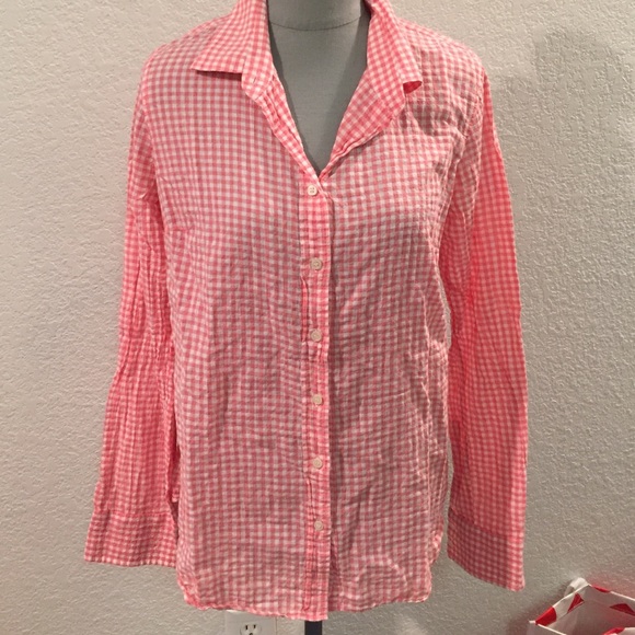SOLD ❌❌❌Pink gingham button down