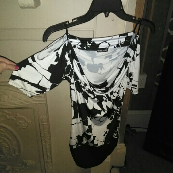 Black and white really soft shirt