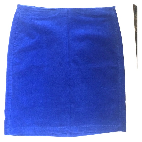 Old Navy Dresses & Skirts - Old Navy Corduroy Pencil Skirt
