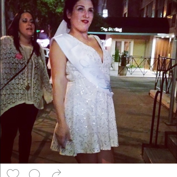 Dress - Picture 2 of 4