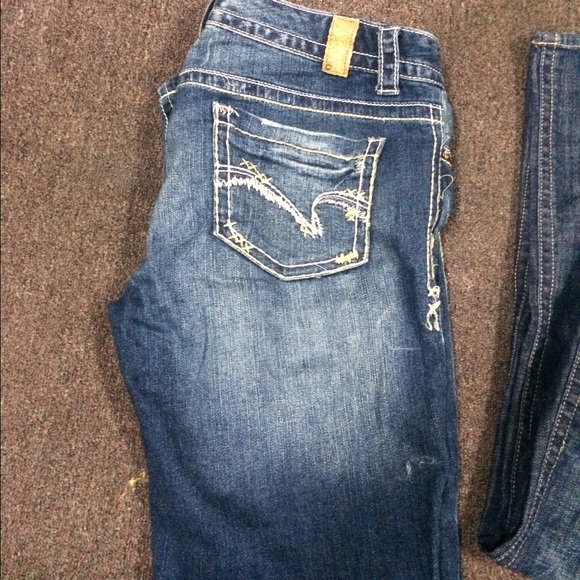Jeans - Picture 2 of 3