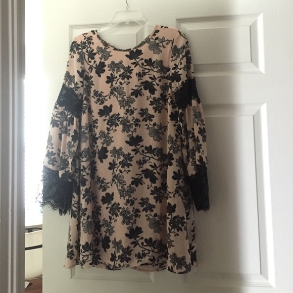 Pink and black long sleeve dress with lace