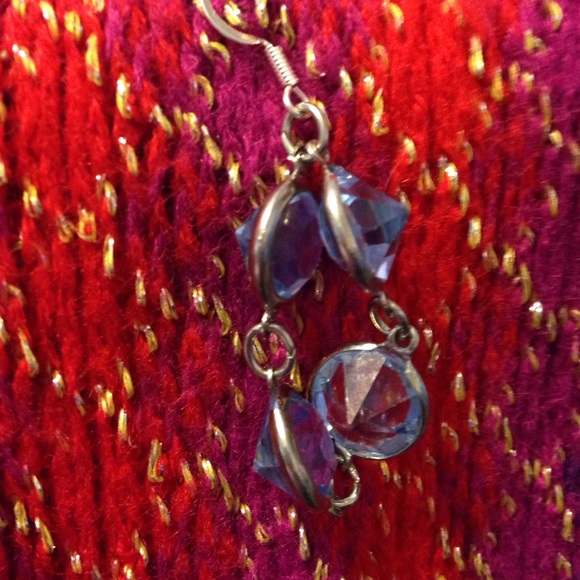 Crystal Necklace, bracelet and earring set - Picture 2 of 4