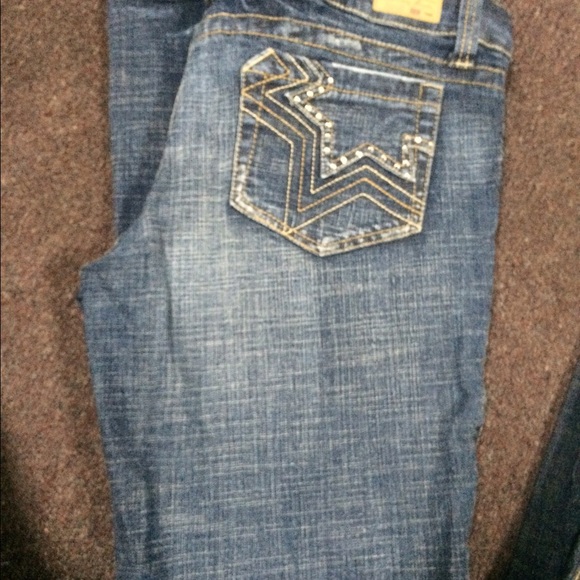 🚫SOLD🚫 Jeans - Picture 2 of 3