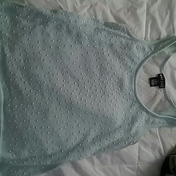 Tank - Picture 2 of 3