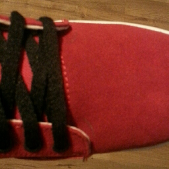 Shoes - Picture 3 of 3