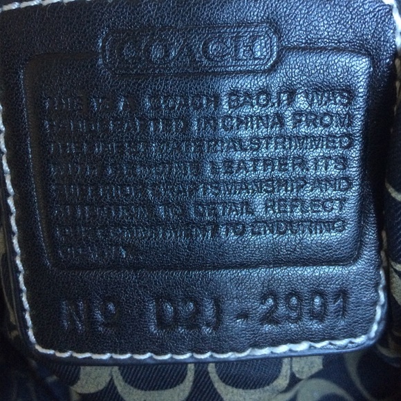 Coach Handbag - Picture 4 of 4