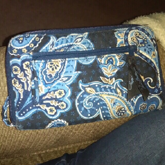 Vera Bradley wallet