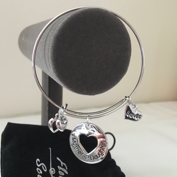 Charm Bangle. - Picture 2 of 4