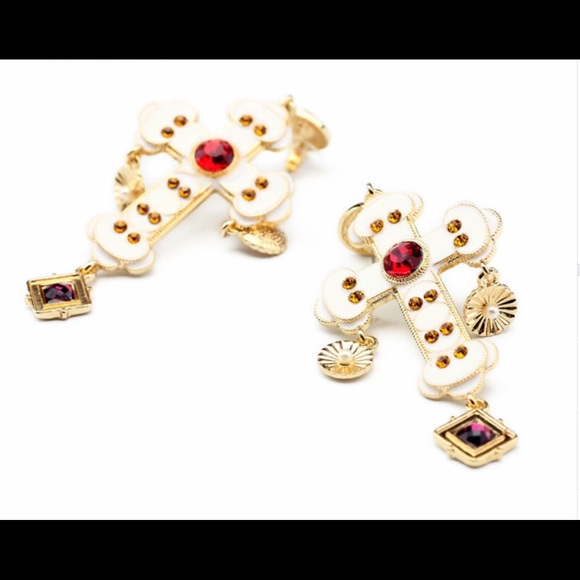 New Cross Earrings - Picture 2 of 3