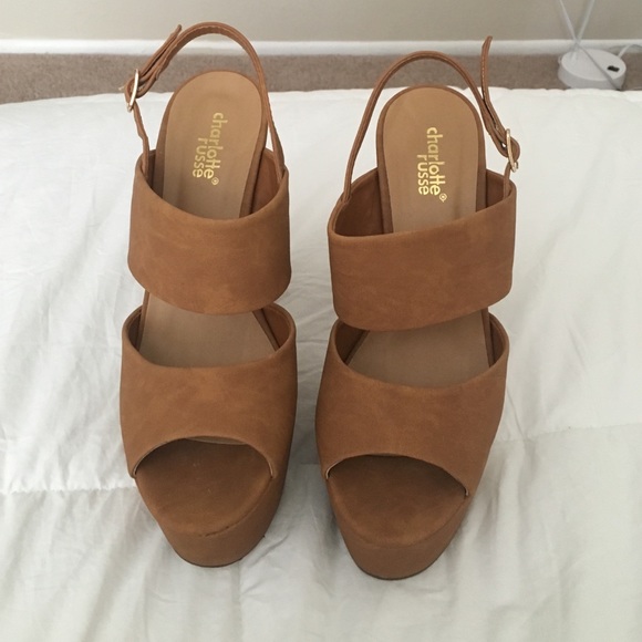 heels! - Picture 2 of 4