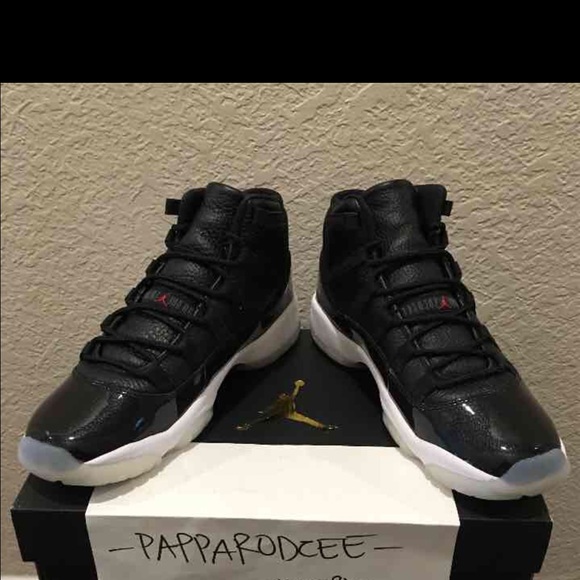 DS Air Jordan 11 Retro 72-10 size 6.5y KIDS - Picture 2 of 4