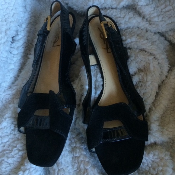 Yves Saint Laurent black size 36 1/2 European