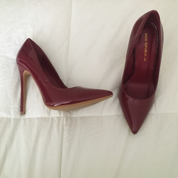 POINTED HEELS.๐ - Picture 2 of 4
