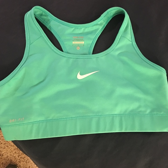 Nike Dri-fit sports bra
