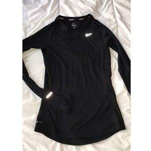 Fitted longsleeve workout shirt from Nike